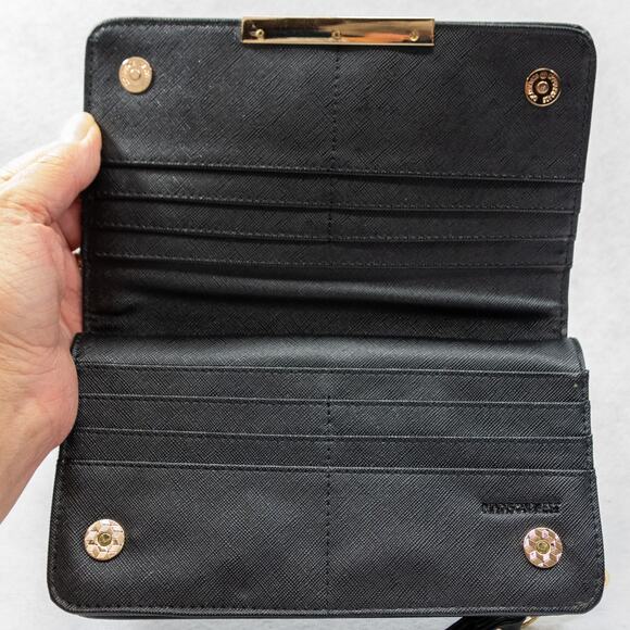 Women's Black Clutch MADISON WEST Wristlet Wallet Detachable Strap - Picture 3 of 6